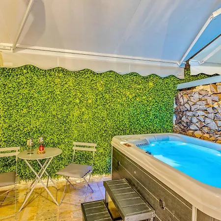 Blue Mountain By Seablue